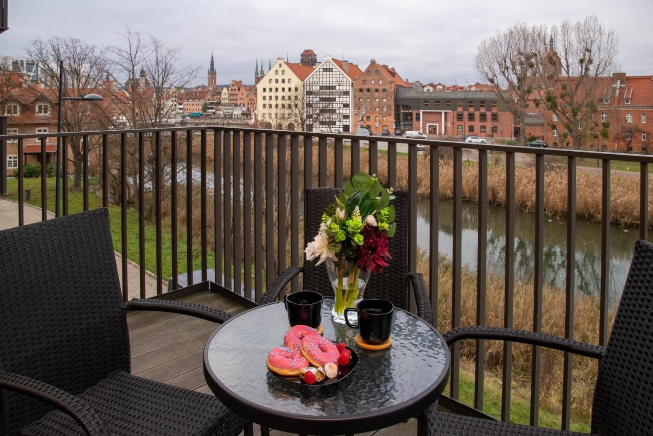 Maya'S Flats & Resorts - River View Gdańsk Extérieur photo