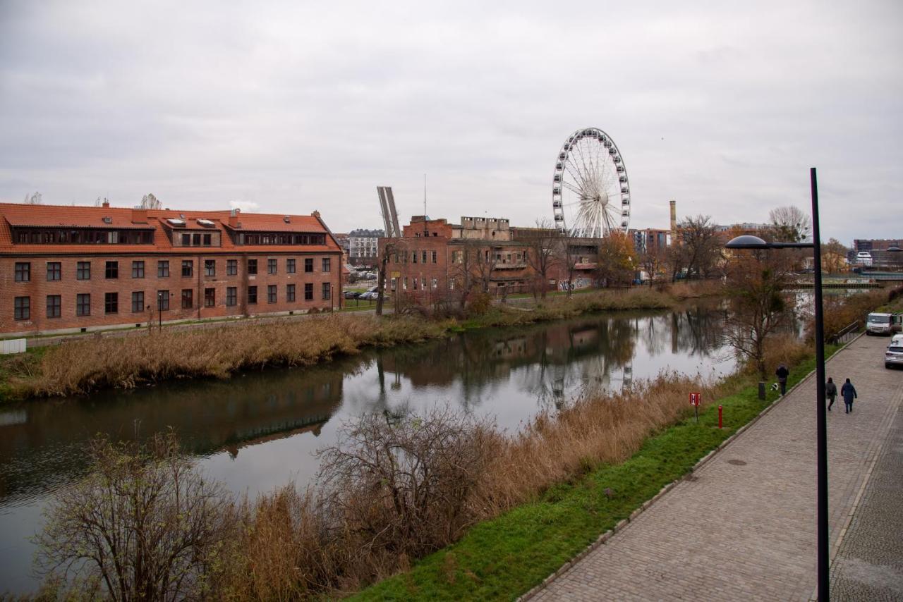 Maya'S Flats & Resorts - River View Gdańsk Extérieur photo