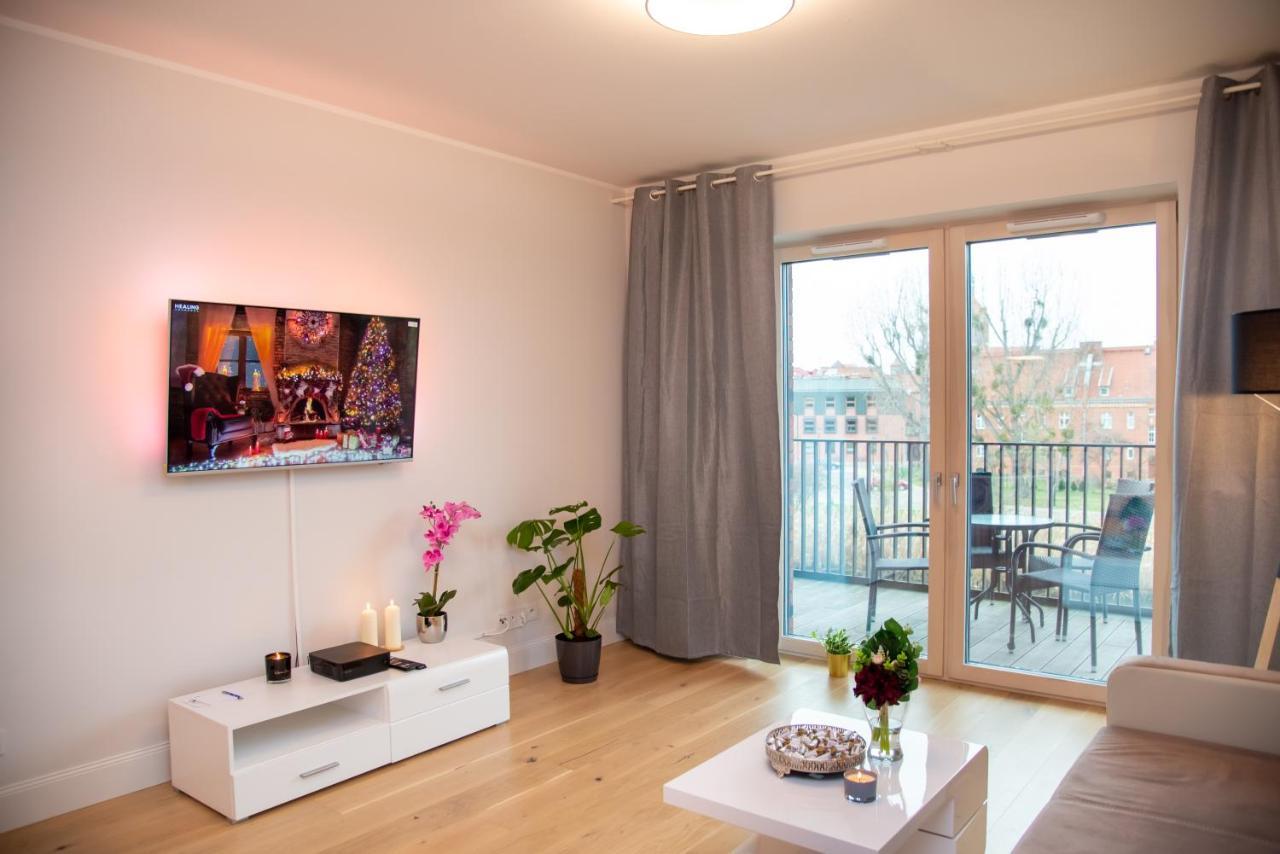 Maya'S Flats & Resorts - River View Gdańsk Extérieur photo